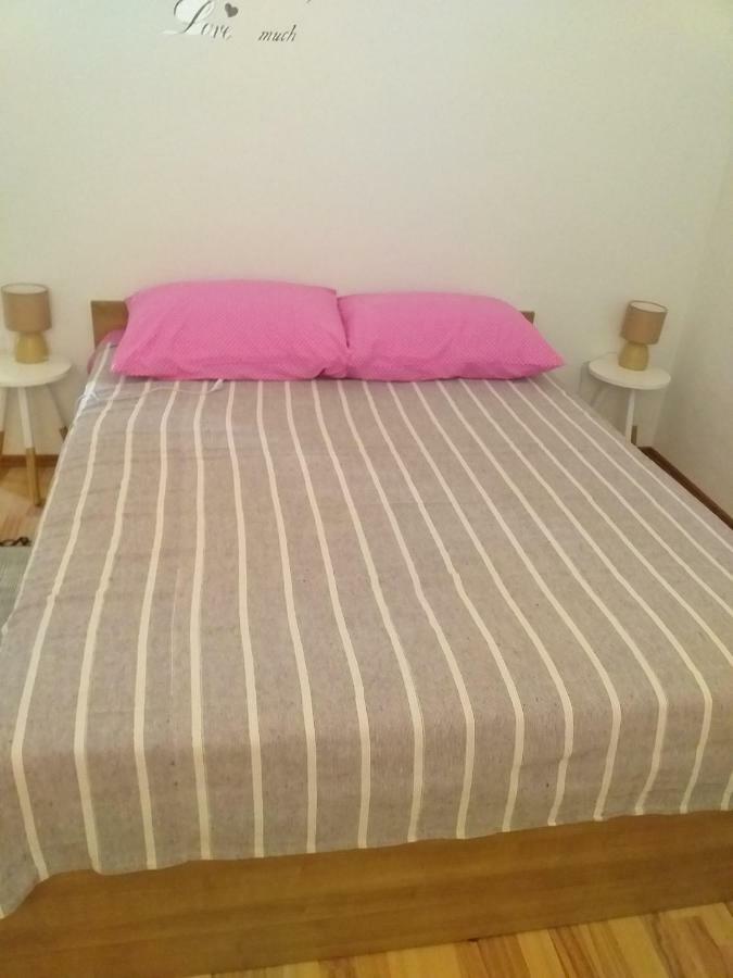Apartment Darinka シベニク エクステリア 写真